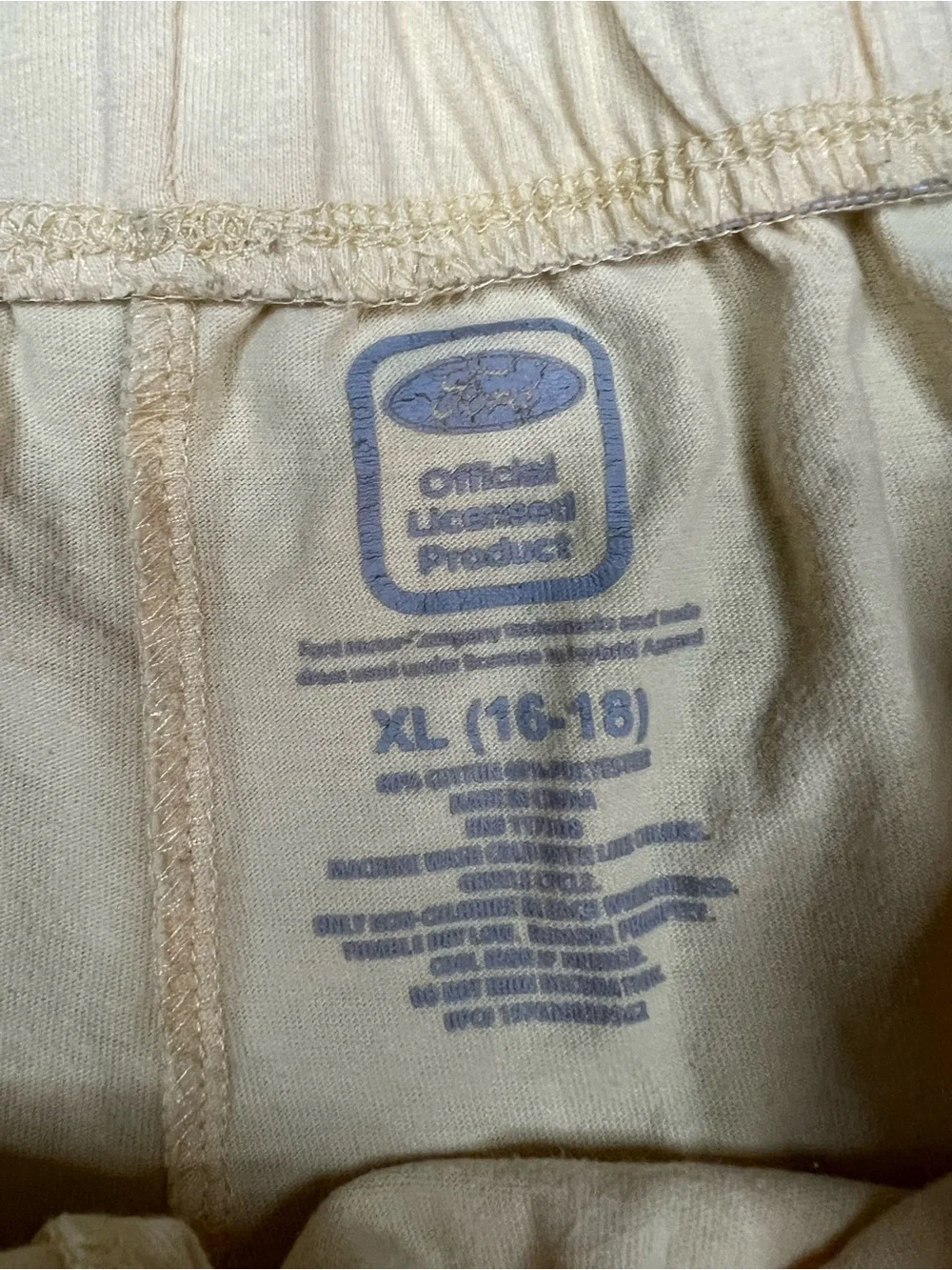 Ford pastel yellow pull on track shorts size XL